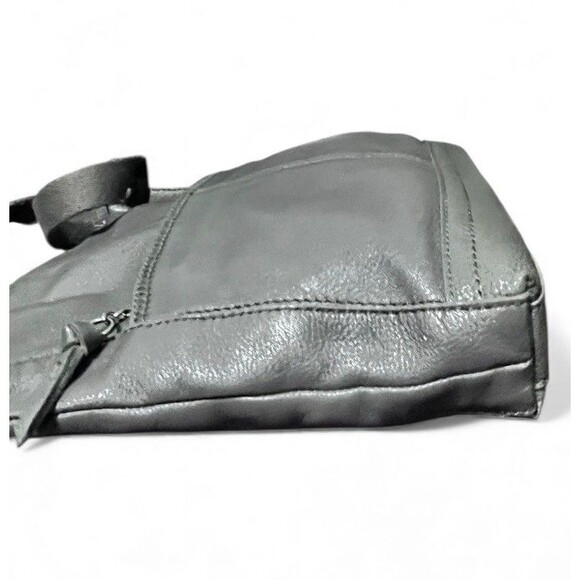 The Sak Gray Leather Crossbody Bag Adjustable Strap Soft Pebbled Leather EUC - Picture 5 of 16